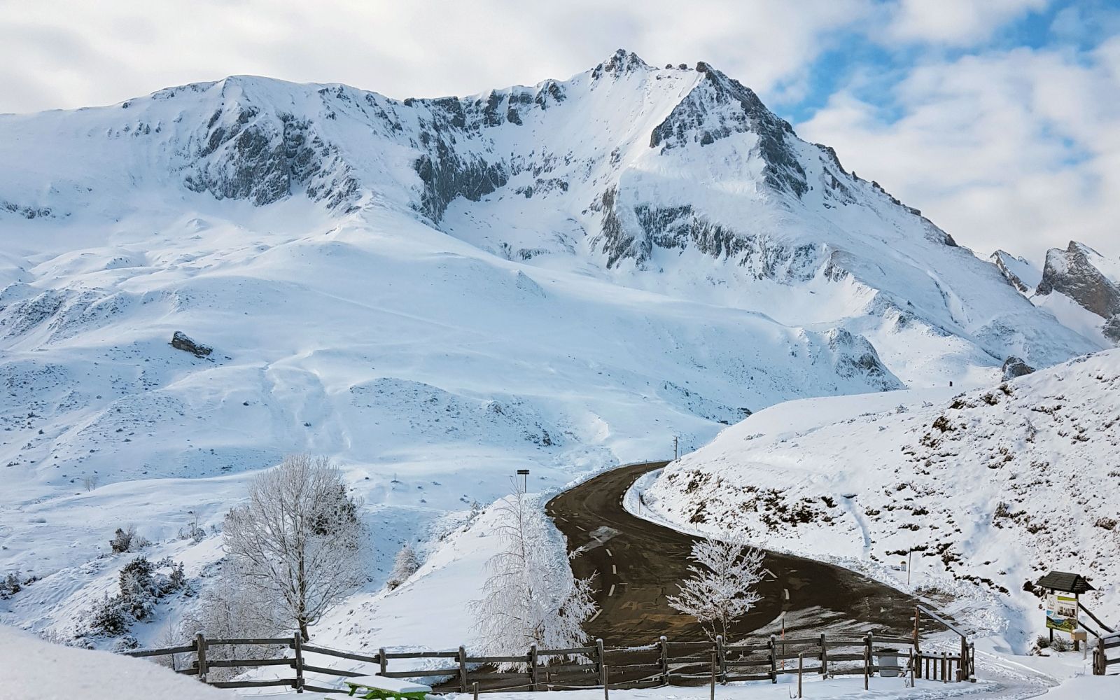 Village d'Arrens-Marsous au cœur du Val d'Azun, Hautes-Pyrénées